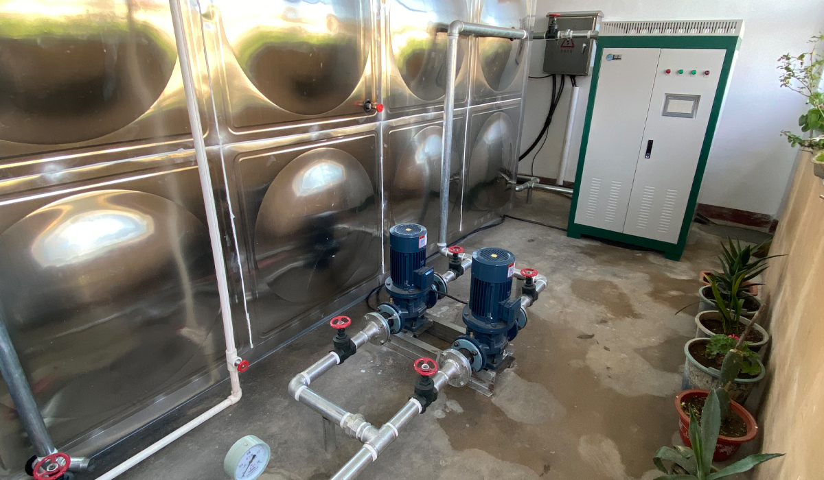 張家口蔚縣新華學校電采暖工程